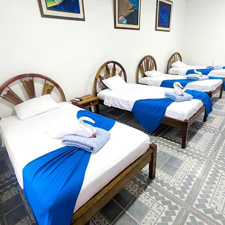 Hostal Gardner Puerto Ayora  Zewnętrze zdjęcie