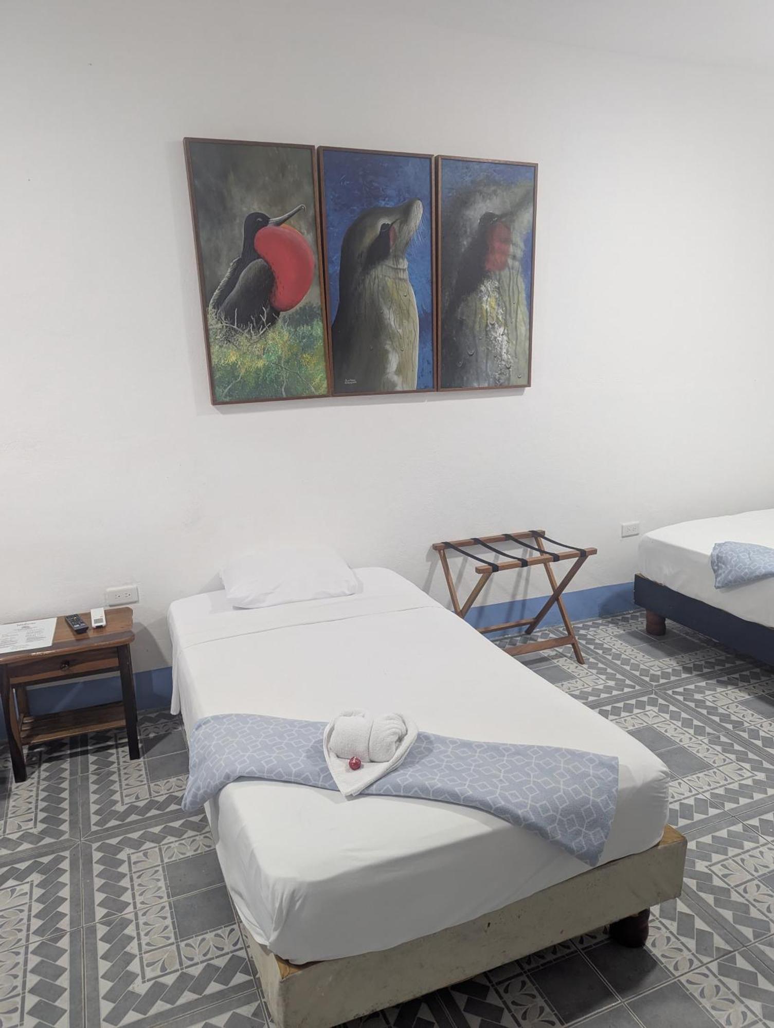 Hostal Gardner Puerto Ayora  Zewnętrze zdjęcie