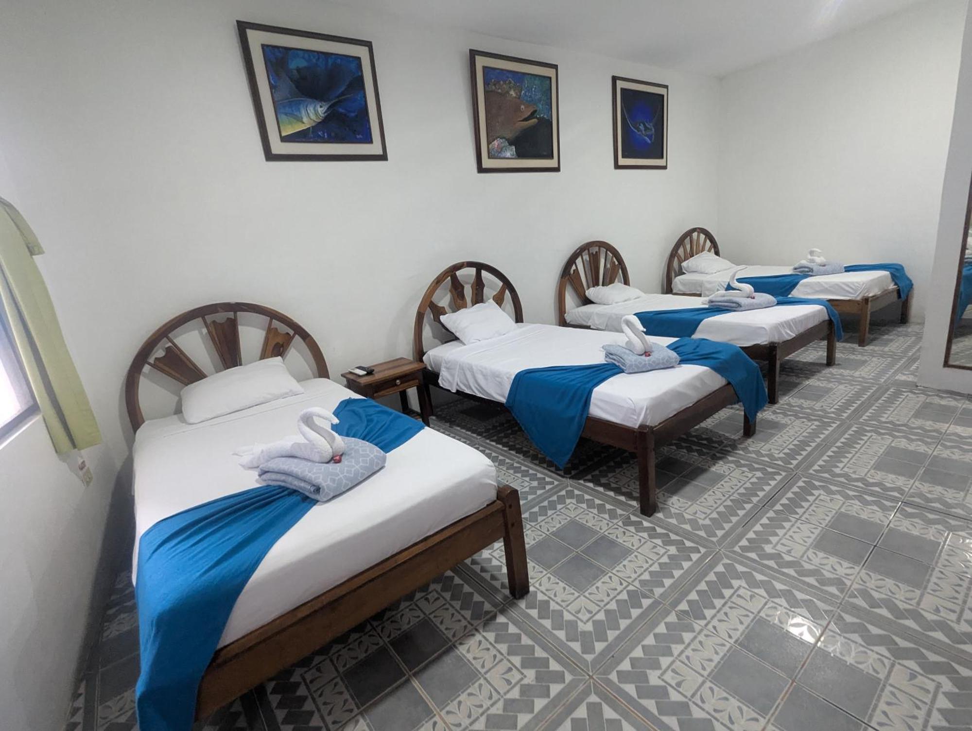 Hostal Gardner Puerto Ayora  Zewnętrze zdjęcie